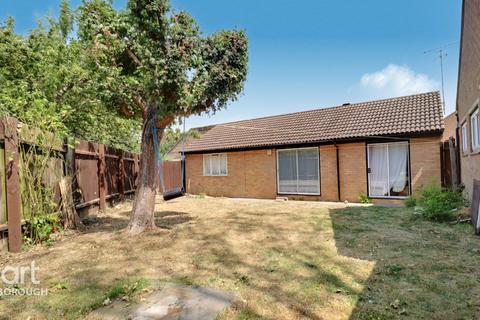 74 Birchwood, Orton Goldhay, Peterborough, PE2 5UL