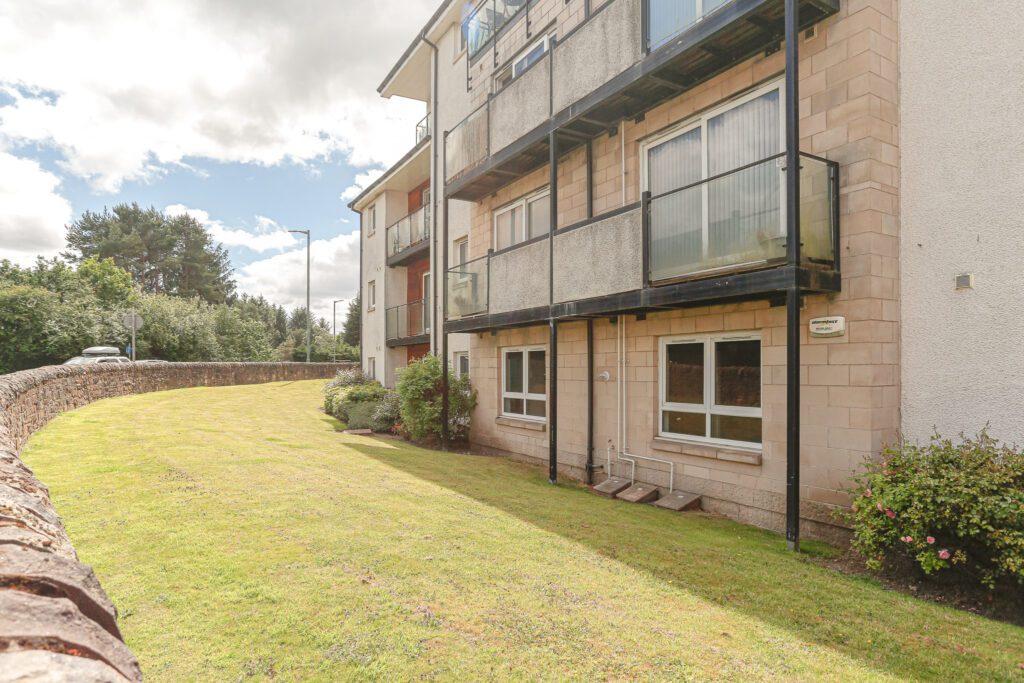 Stance Place, Larbert, FK5 1 bed flat £115,000
