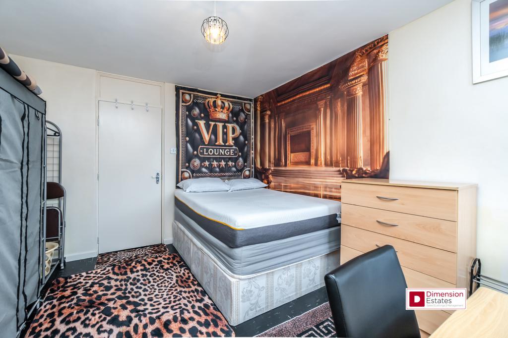 Apartment in London - View 2