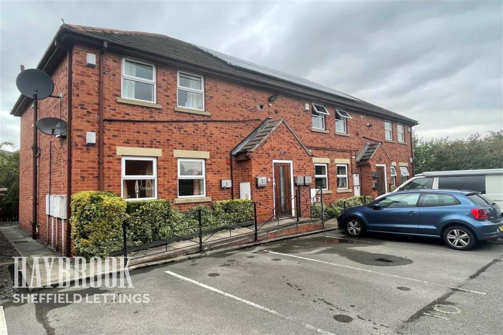 Higham Court, Higham Common Road, S75 2 bed flat £595 pcm (£137 pw)