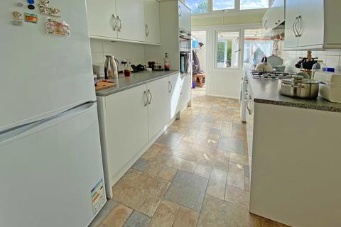 29 Cowick Road, Exeter, EX2 9BE