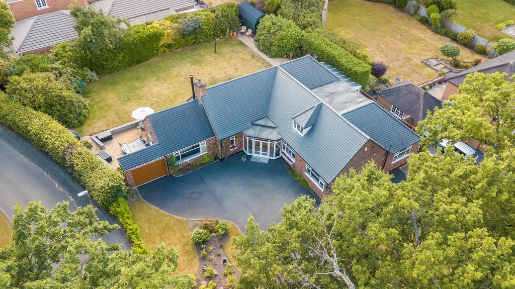 Woodside Way, Solihull 5 bed detached house £1,250,000