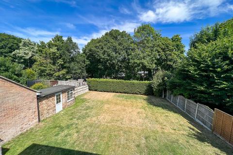 8 Chevening Gardens, Hockley, SS5 4UR