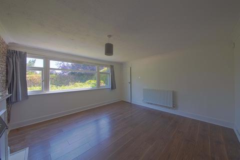 3 bedroom semi-detached house to rent, The Croft, Maidenhead, SL6