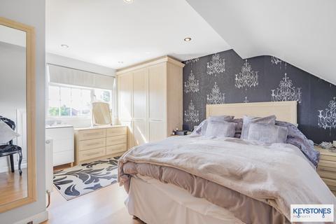 35 Highfield Road, Romford, RM5 3SA