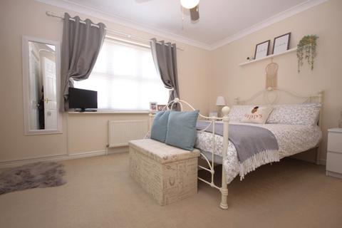45 Badgers Copse, Park Gate, Southampton, SO31 1DW