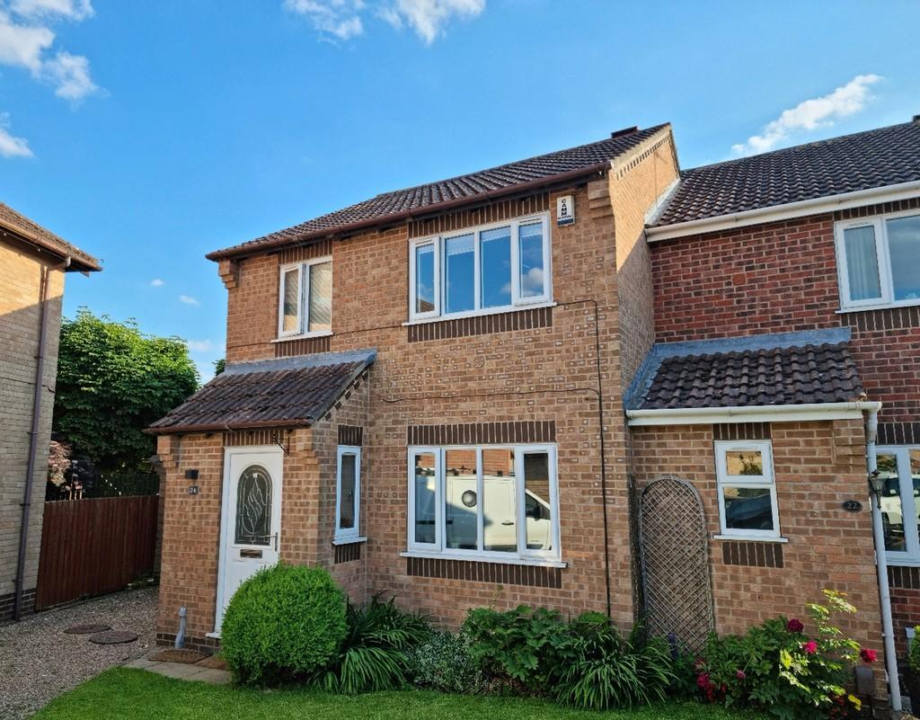 Adelaide Close, Waddington 3 bed semidetached house £825 pcm (£190 pw)