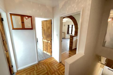 1 bedroom flat to rent, Whitelands Road, Hp12