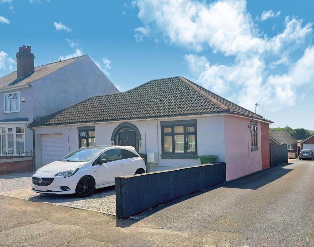 Cradley Road, Dudley DY2 3 bed bungalow for sale £335,000