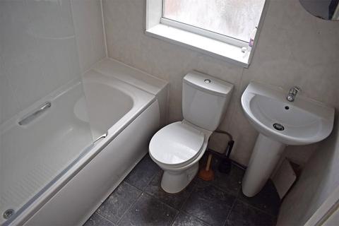 4 bedroom terraced house to rent, Whitby Road, Fallowfield, M14