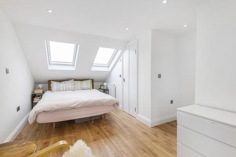 36 Watcombe Road, London, SE25 4UZ