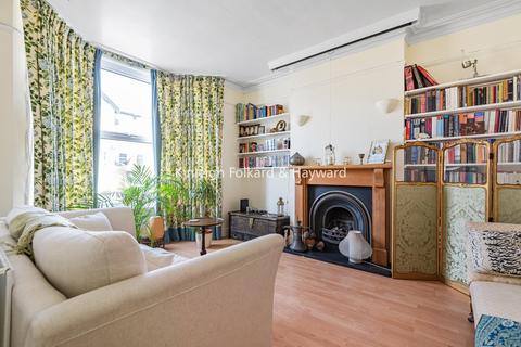27 Theodore Road, London, SE13 6HT