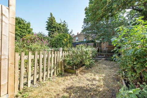 27 Theodore Road, London, SE13 6HT