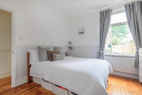 82 Acre Road, London, SW19 2AJ