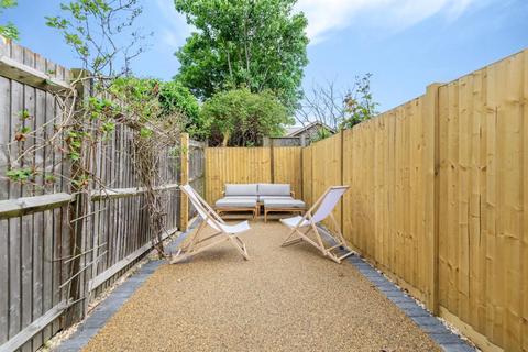 82 Acre Road, London, SW19 2AJ