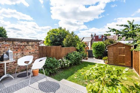 27 Canon Road, Bromley, BR1 2SJ