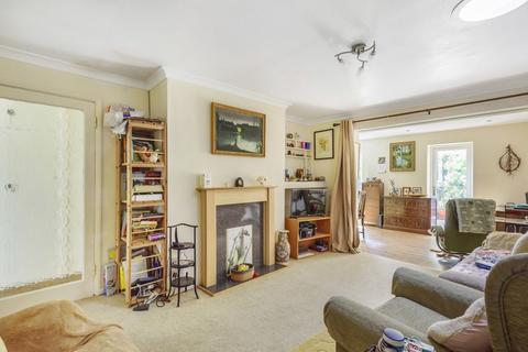 15 Bettertons Close, Fairford, GL7 4HY