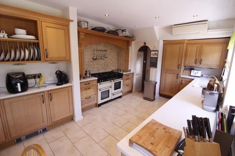 4 bedroom detached house for sale - Clifford Road, Poynton
