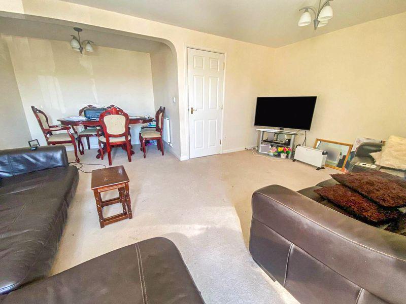 Living/dining room