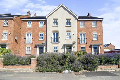 4 bedroom terraced house for sale, Horseley Heath, TIPTON, DY4 7AH