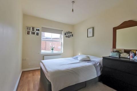 2 bedroom apartment for sale - Russell Street, Willenhall