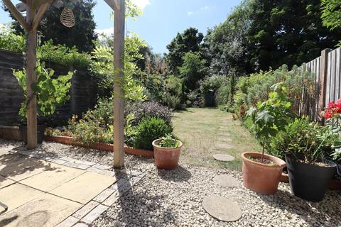 70 Limbury Road, Luton, LU3 2PL
