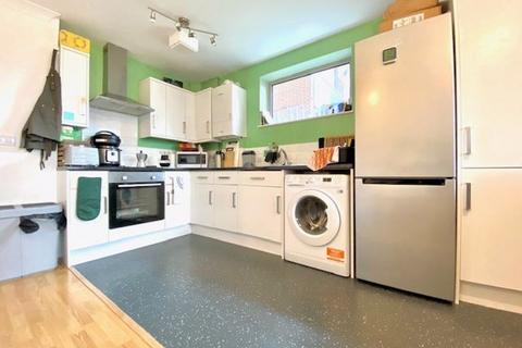 1 bedroom apartment to rent, Westmoreland Road, SE17