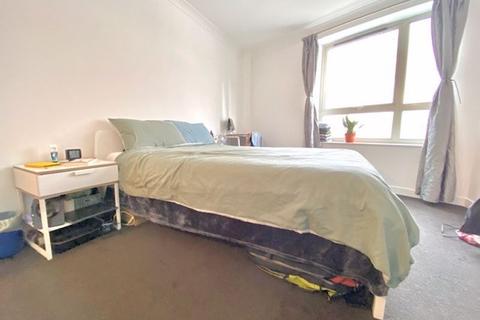 1 bedroom apartment to rent, Westmoreland Road, SE17
