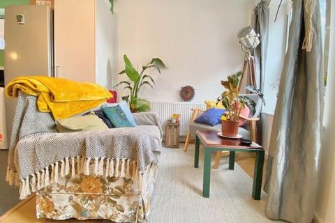 1 bedroom apartment to rent, Westmoreland Road, SE17