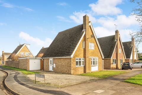 3 bedroom detached house for sale, Elton Road, Banbury - No onward chain
