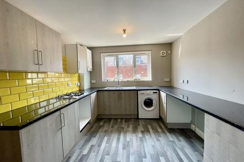 1 bedroom apartment to rent, Hough Street, Bolton * Available Now *