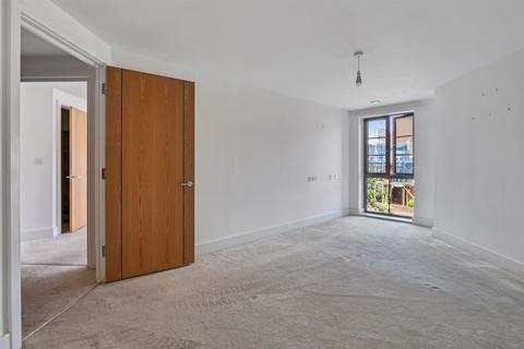 2 bedroom apartment for sale - Kingston Road, Raynes Park, London