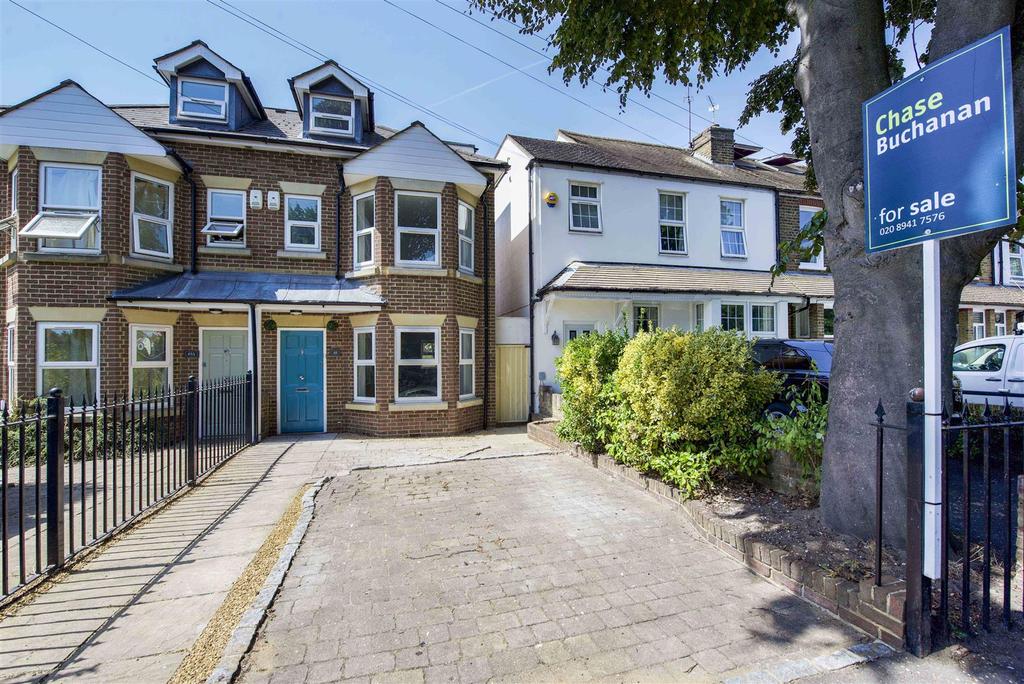 Oak Avenue, Hampton 4 bed semidetached house £650,000