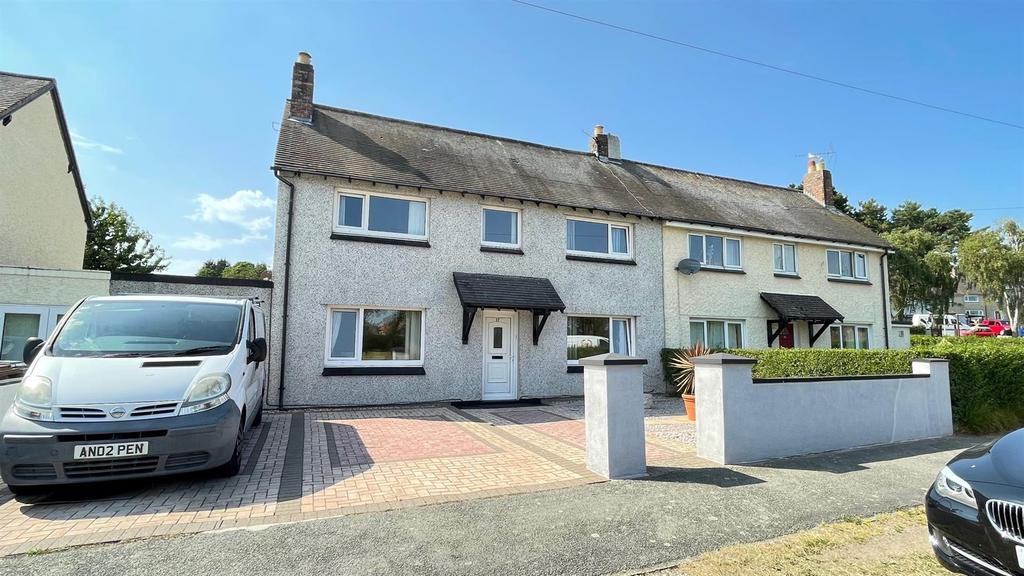 Tan Y Fron, Deganwy, Conwy 3 bed semidetached house £237,500