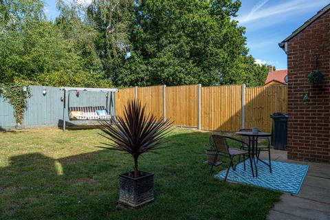 17 Broadview Close, Kingsnorth, Ashford, TN25 7AQ