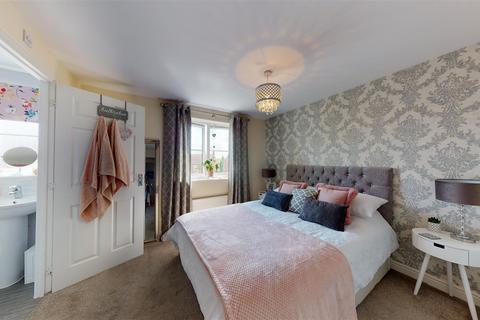 17 Broadview Close, Kingsnorth, Ashford, TN25 7AQ