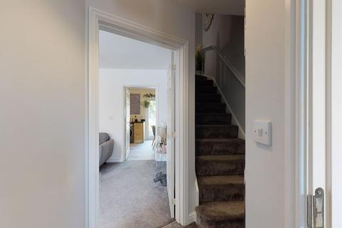 17 Broadview Close, Kingsnorth, Ashford, TN25 7AQ