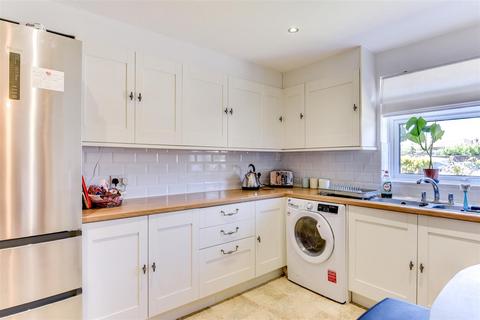 34 Bellview Road, Worthing, BN13 1HA
