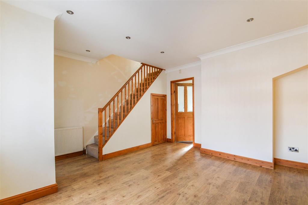 Manor Road, Hull 2 bed end of terrace house £125,000