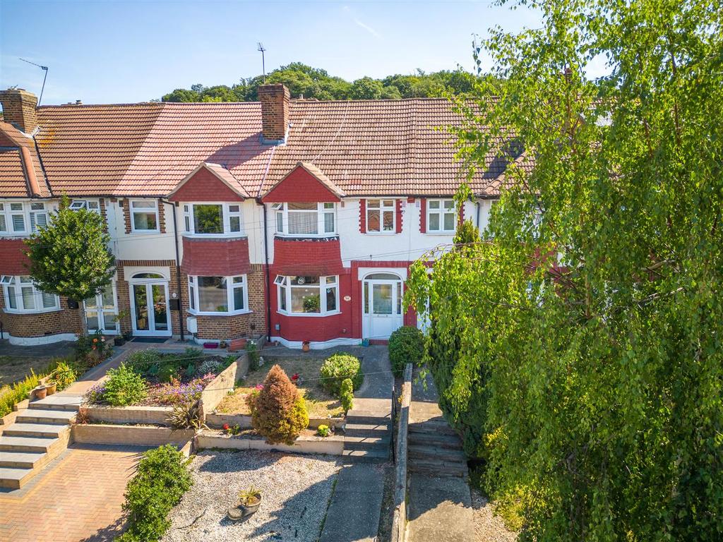 Westmount Road, Eltham, London 3 bed terraced house £500,000