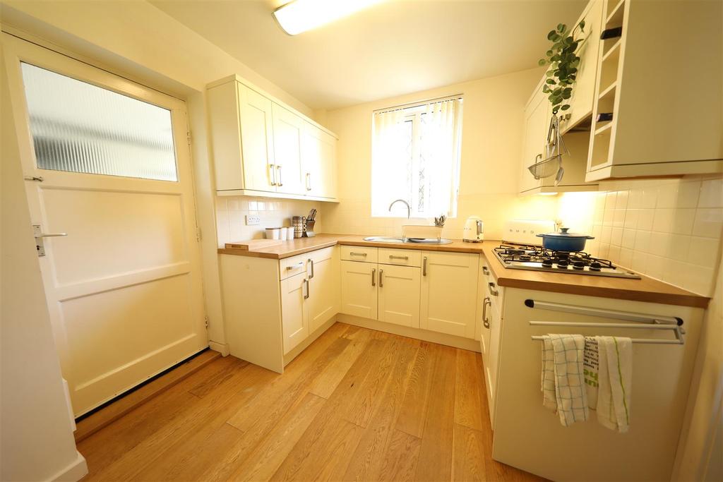 Hartoft Road, Hull 2 bed semidetached house £150,000