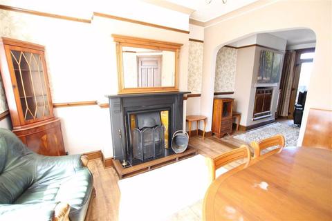 239 Chester Road, Oakenholt, Flint, CH6 5ED