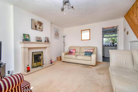 82 Aire Grove, Yeadon, Leeds, LS19 7TY