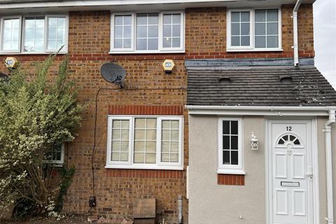3 bedroom semi-detached house to rent - Philimore Close Plumstead London