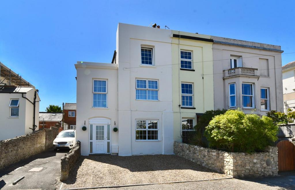 John Street, Ryde 5 bed townhouse for sale £390,000