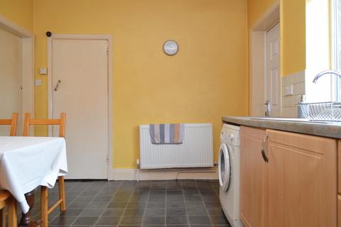 245 Fields New Road, Chadderton, Oldham, OL9 8NZ