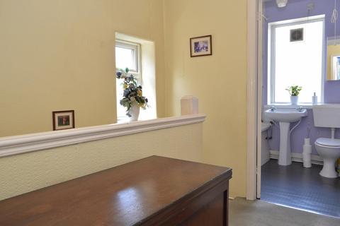 245 Fields New Road, Chadderton, Oldham, OL9 8NZ