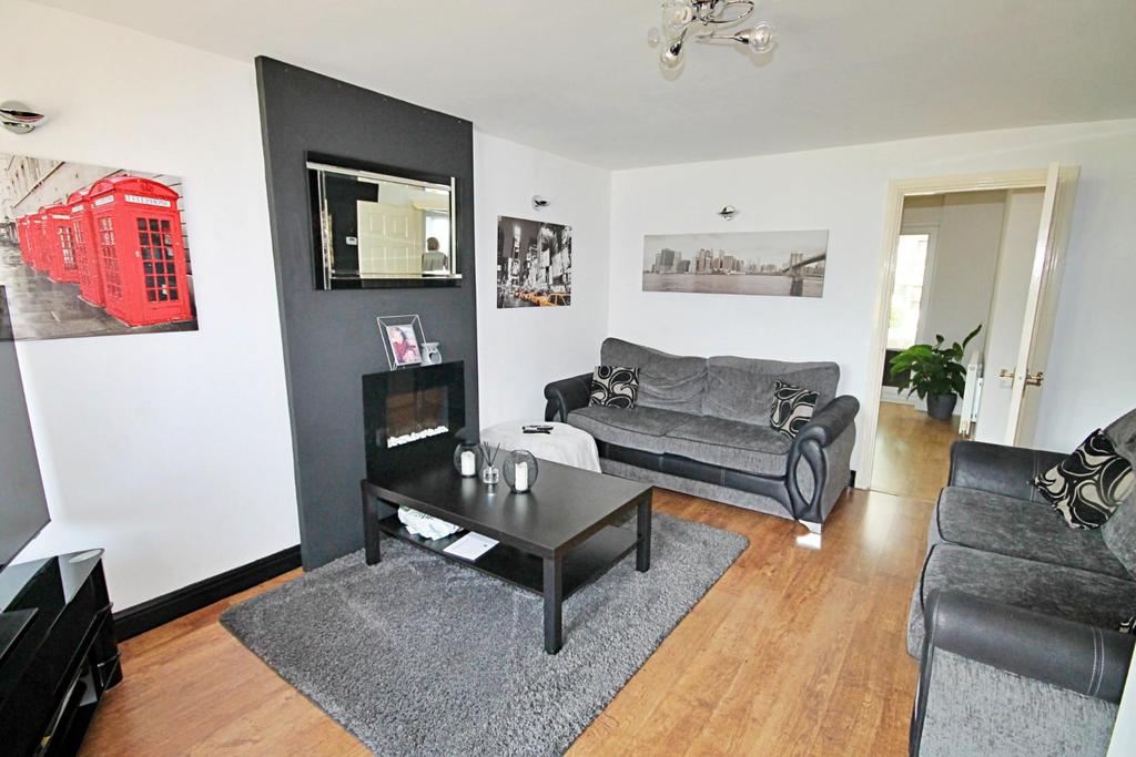 Goldcrest, Wilnecote, Tamworth 4 bed house for sale £340,000