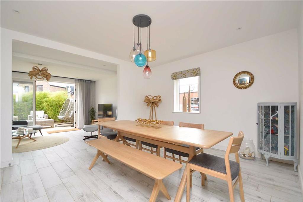 Headmasters Row, Radbrook Village... 4 bed townhouse £600,000
