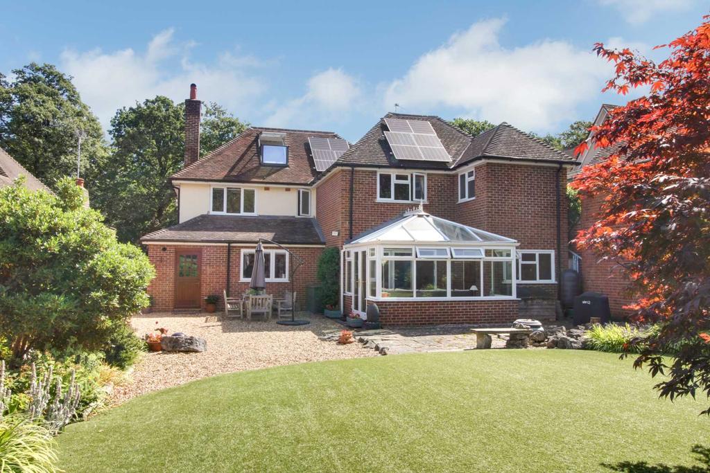 Shinfield Road, Reading 5 bed detached house for sale £975,000